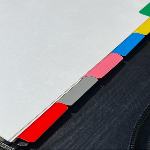 Day Timer Leather Binder crafted in Canada - Picture 12 of 16